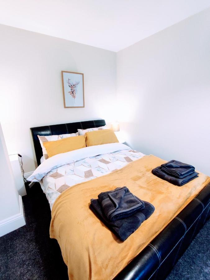 Crystal Suite 2 -Free Private Parking นอร์ทชีลด์ส ภายนอก รูปภาพ